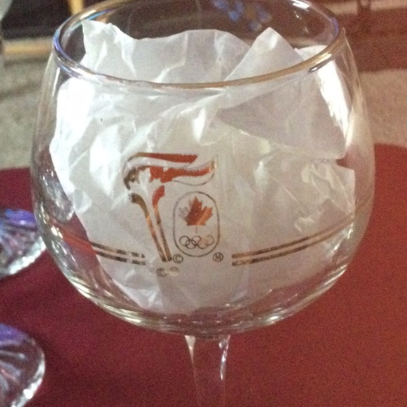 Vintage 1988 Petro Canada Wine Glasses - Picture 7 of 13